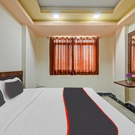 Collection O The Sunrise Hotel Udaipur Ngoại thất bức ảnh