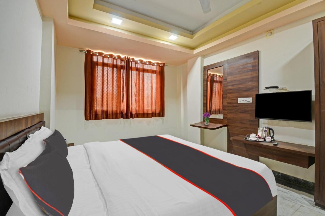 Collection O The Sunrise Hotel Udaipur Ngoại thất bức ảnh