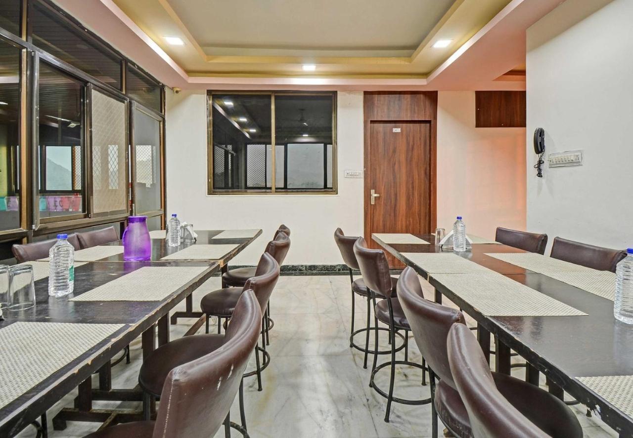 Collection O The Sunrise Hotel Udaipur Ngoại thất bức ảnh
