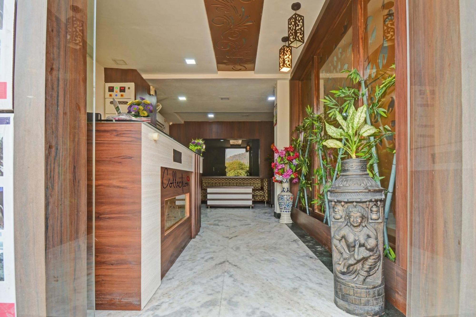 Collection O The Sunrise Hotel Udaipur Ngoại thất bức ảnh