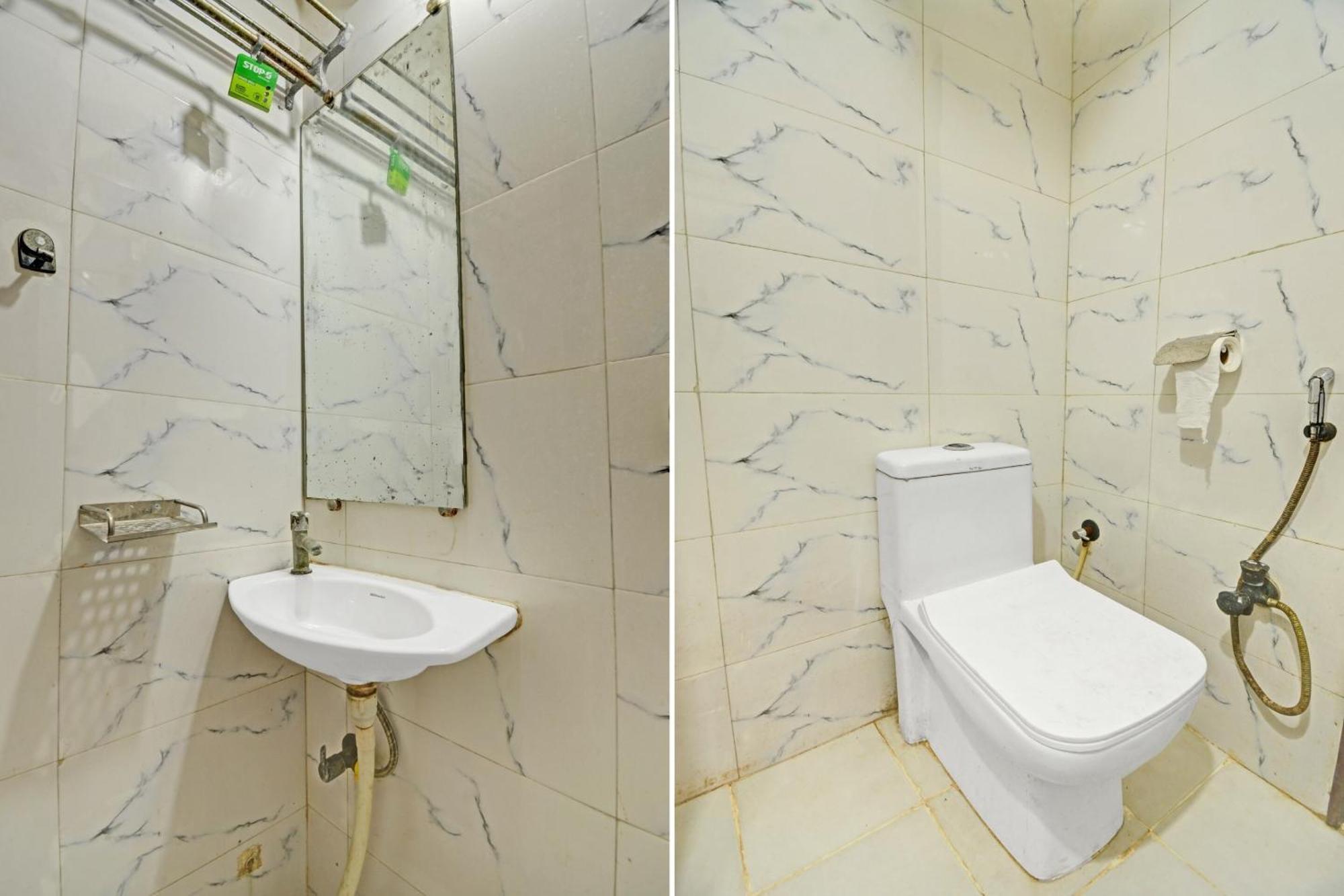 Collection O The Sunrise Hotel Udaipur Ngoại thất bức ảnh